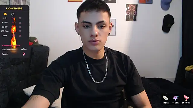 danilohot 19 online show from 12.17.24