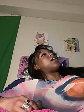 Snapshot of Kayyummy98 chatting on 02.22.25 Kayyummy98 online show from 02.22.25