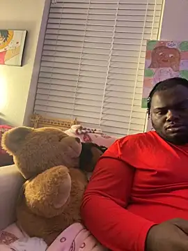 Snapshot of Kayyummy98 chatting on 12.17.25 Kayyummy98 online show from 12.17.25