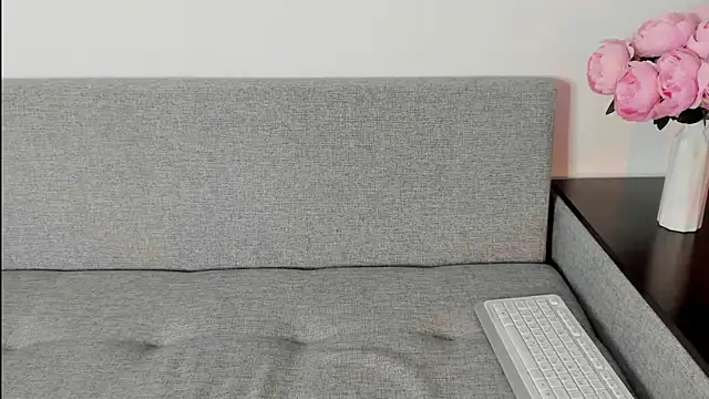 miss emily  online show from 10.18.25