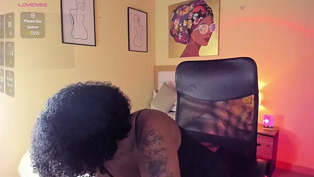 AitanaBrown  online show from 02.24.25