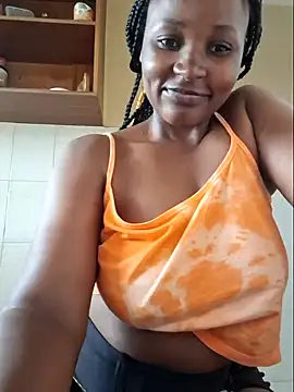 Snapshot of Samia_Queen chatting on 01.28.25 Samia Queen online show from 01.28.25
