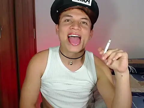 Snapshot of Leon_Wild chatting on 03.22.26 Leon Wild online show from 03.22.26