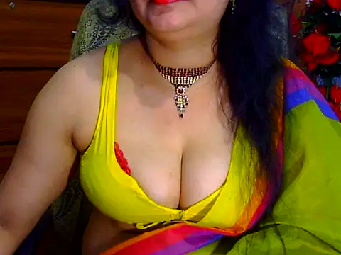 Daneldayna online show from 10.28.25