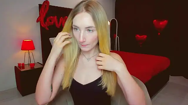 bella  rose online show from 02.15.25