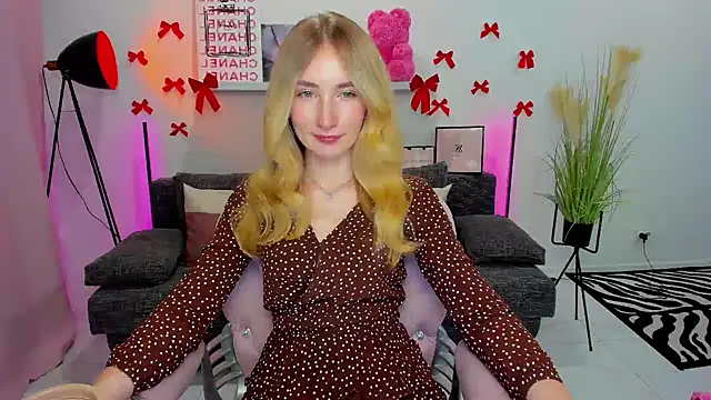 bella  rose online show from 02.18.25