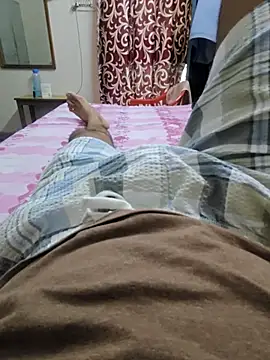 Snapshot of Pink_head_dick chatting on 10.03.25 Pink head dick online show from 10.03.25