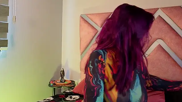  kelly hous36 online show from 11.12.25