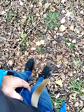 Snapshot of Boring_one chatting on 11.05.25 Boring one online show from 11.05.25