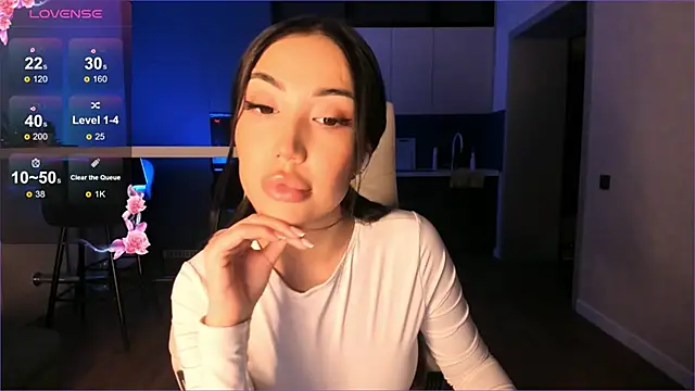 Sury 01 online show from 11.05.25