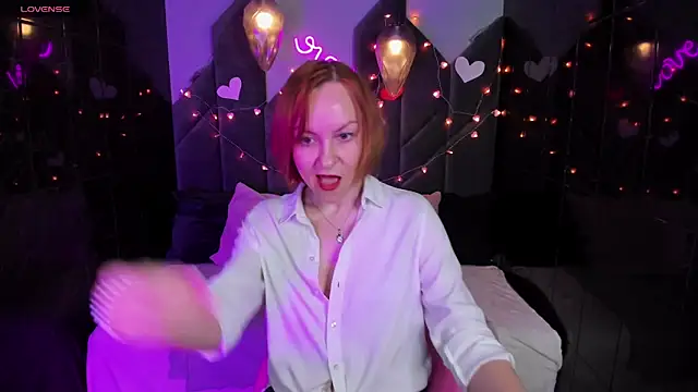 NikaGentle online show from 02.13.25