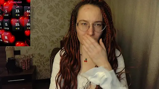 AgnesGraham online show from 10.20.25