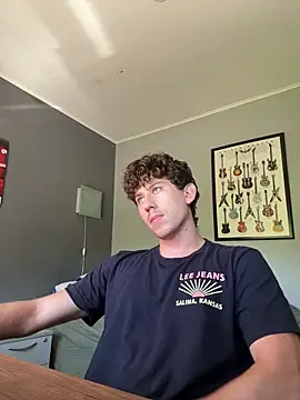 Snapshot of saint_not chatting on 02.17.26 saint not online show from 02.17.26