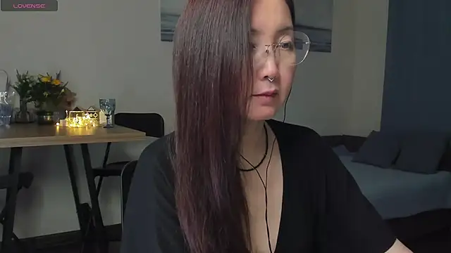 Snapshot of AvroraSakura chatting on 03.03.25 AvroraSakura online show from 03.03.25