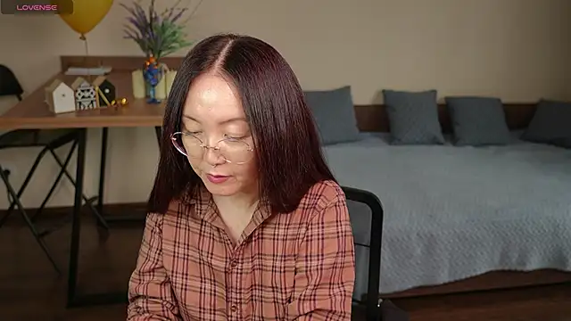 AvroraSakura online show from 03.25.26