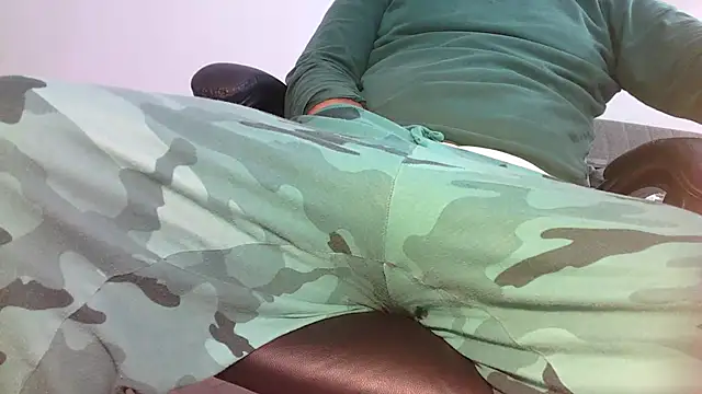 Snapshot of Red_Maister chatting on 02.22.26 Red Maister online show from 02.22.26