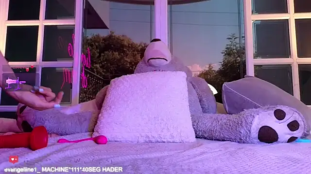 Evangelyne 1 online show from 03.10.25