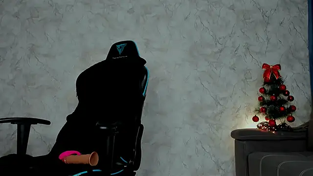 Emma7 online show from 01.06.25