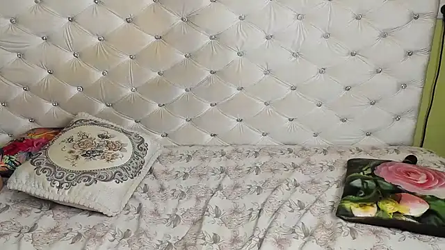 DoraMay online show from 03.11.25