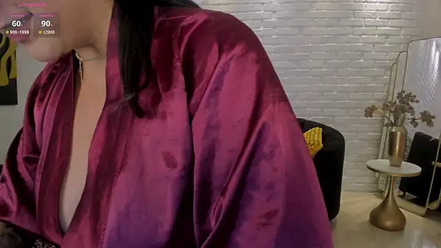 ToriCrossX online show from 03.08.25