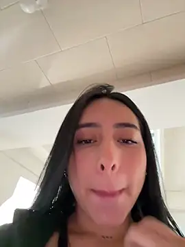 isabella jade online show from 10.27.25