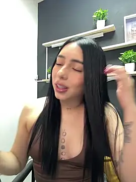 isabella jade online show from 12.20.25