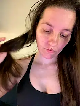 Nicole-Ray online show from 10.28.25