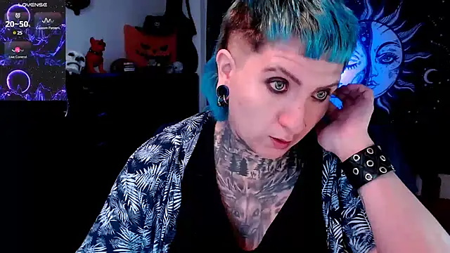 Marieblueeyes online show from 03.03.25