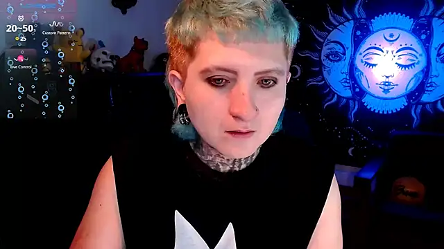 Marieblueeyes online show from 03.15.25