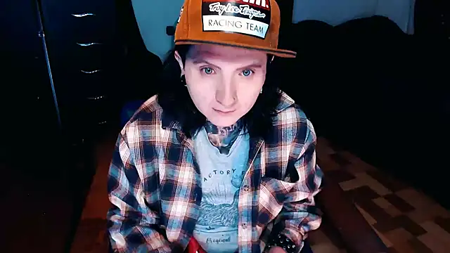 Marieblueeyes online show from 10.16.25