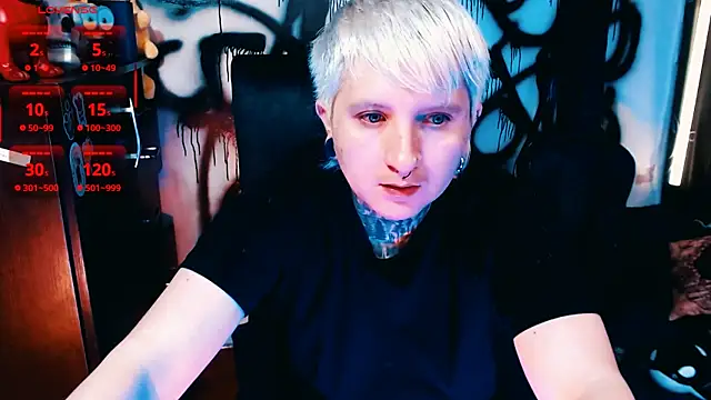 Snapshot of Marieblueeyes chatting on 06.06.26 Marieblueeyes online show from 06.06.26