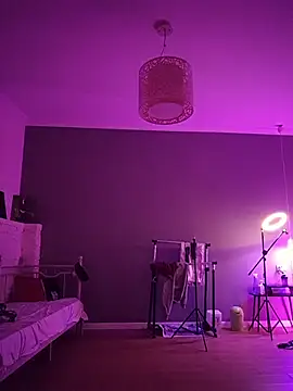 Yammy Yumi online show from 04.12.26