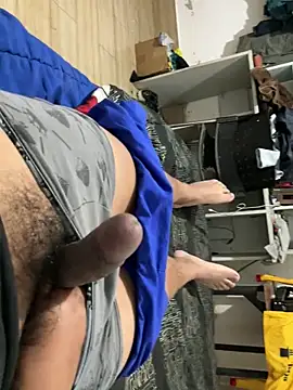 Snapshot of elvis0966 chatting on 01.13.25 elvis0966 online show from 01.13.25