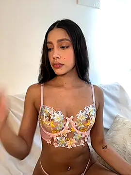 Snapshot of SelenaStone chatting on 09.15.25 SelenaStone online show from 09.15.25