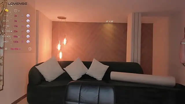 LilaWest online show from 01.29.25