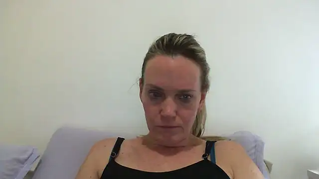 Snapshot of Annylove1 chatting on 01.30.25 Annylove1 online show from 01.30.25