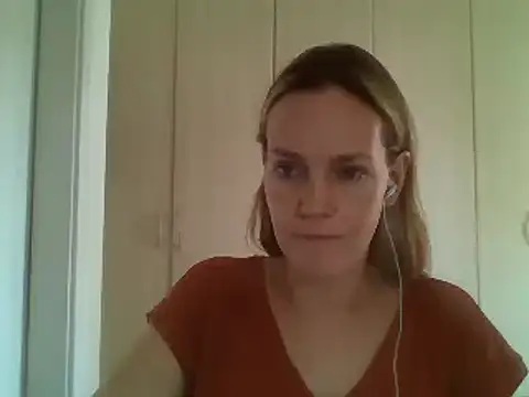 Snapshot of Annylove1 chatting on 02.20.25 Annylove1 online show from 02.20.25