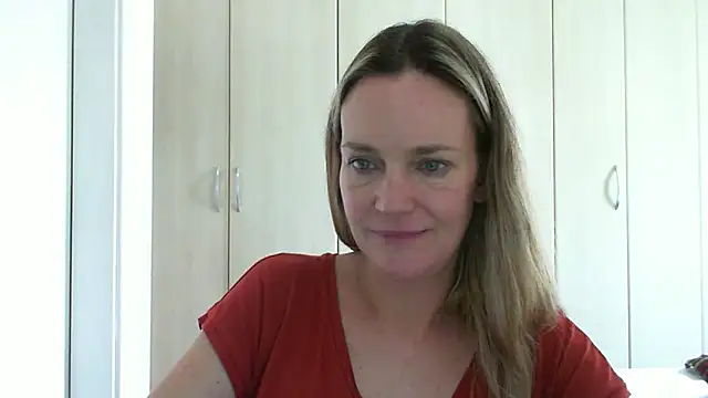 Snapshot of Annylove1 chatting on 02.21.25 Annylove1 online show from 02.21.25