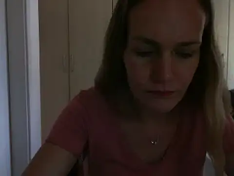 Snapshot of Annylove1 chatting on 03.10.25 Annylove1 online show from 03.10.25