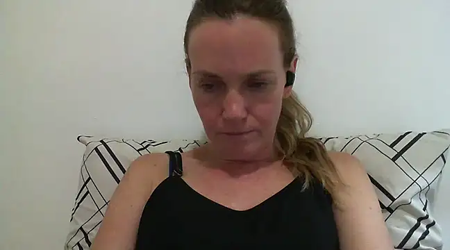 Snapshot of Annylove1 chatting on 03.12.25 Annylove1 online show from 03.12.25