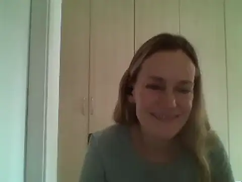 Snapshot of Annylove1 chatting on 03.17.25 Annylove1 online show from 03.17.25