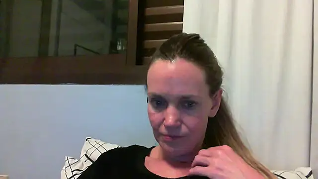 Snapshot of Annylove1 chatting on 09.20.25 Annylove1 online show from 09.20.25
