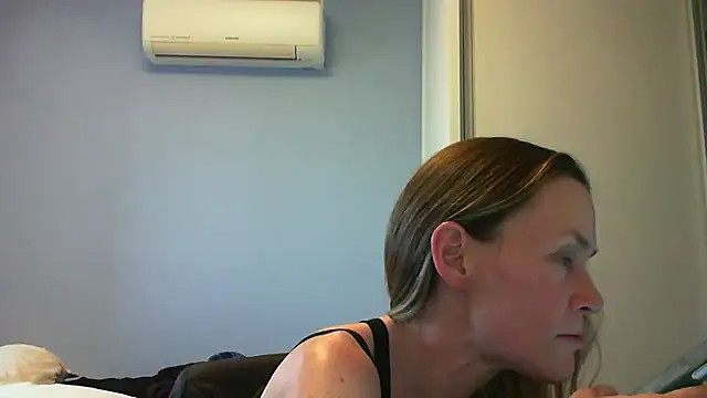 Snapshot of Annylove1 chatting on 09.21.25 Annylove1 online show from 09.21.25