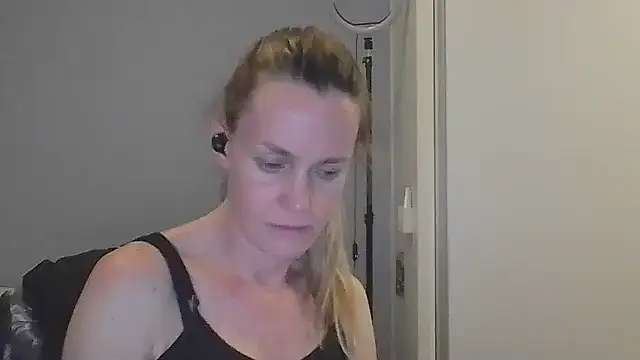 Annylove1 online show from 12.05.25