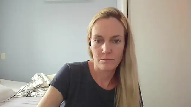 Snapshot of Annylove1 chatting on 01.15.26 Annylove1 online show from 01.15.26