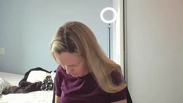 Snapshot of Annylove1 chatting on 02.02.26 Annylove1 online show from 02.02.26