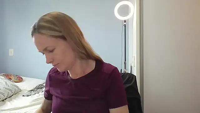 Snapshot of Annylove1 chatting on 02.05.26 Annylove1 online show from 02.05.26