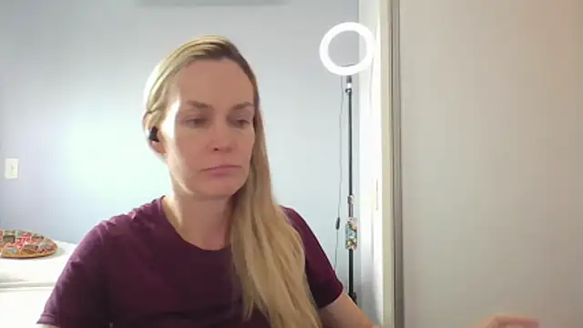 Snapshot of Annylove1 chatting on 02.06.26 Annylove1 online show from 02.06.26