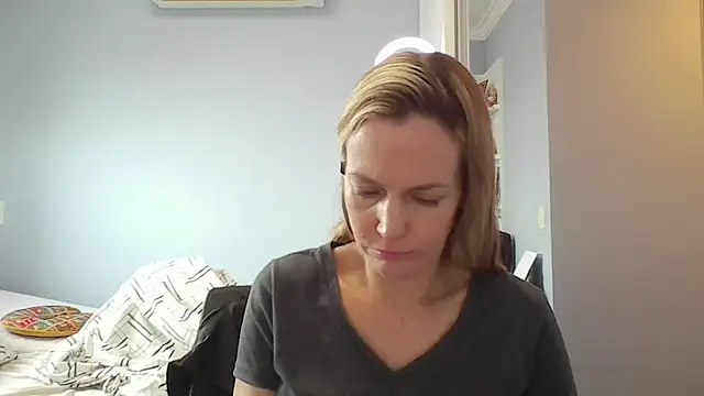 Snapshot of Annylove1 chatting on 02.10.26 Annylove1 online show from 02.10.26