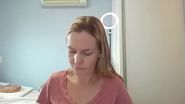 Snapshot of Annylove1 chatting on 02.24.26 Annylove1 online show from 02.24.26